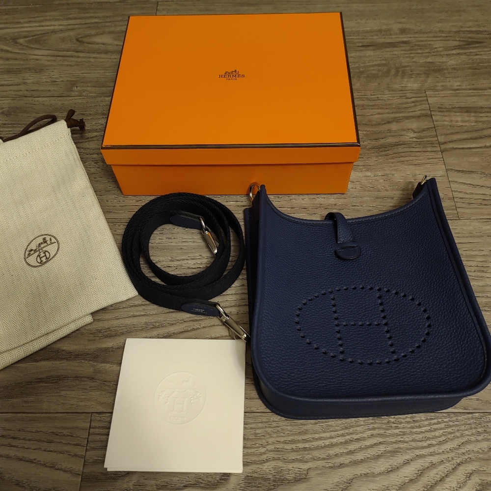 SOLD!!! Hermes Evelyne bag 16 - Picture 6 of 9